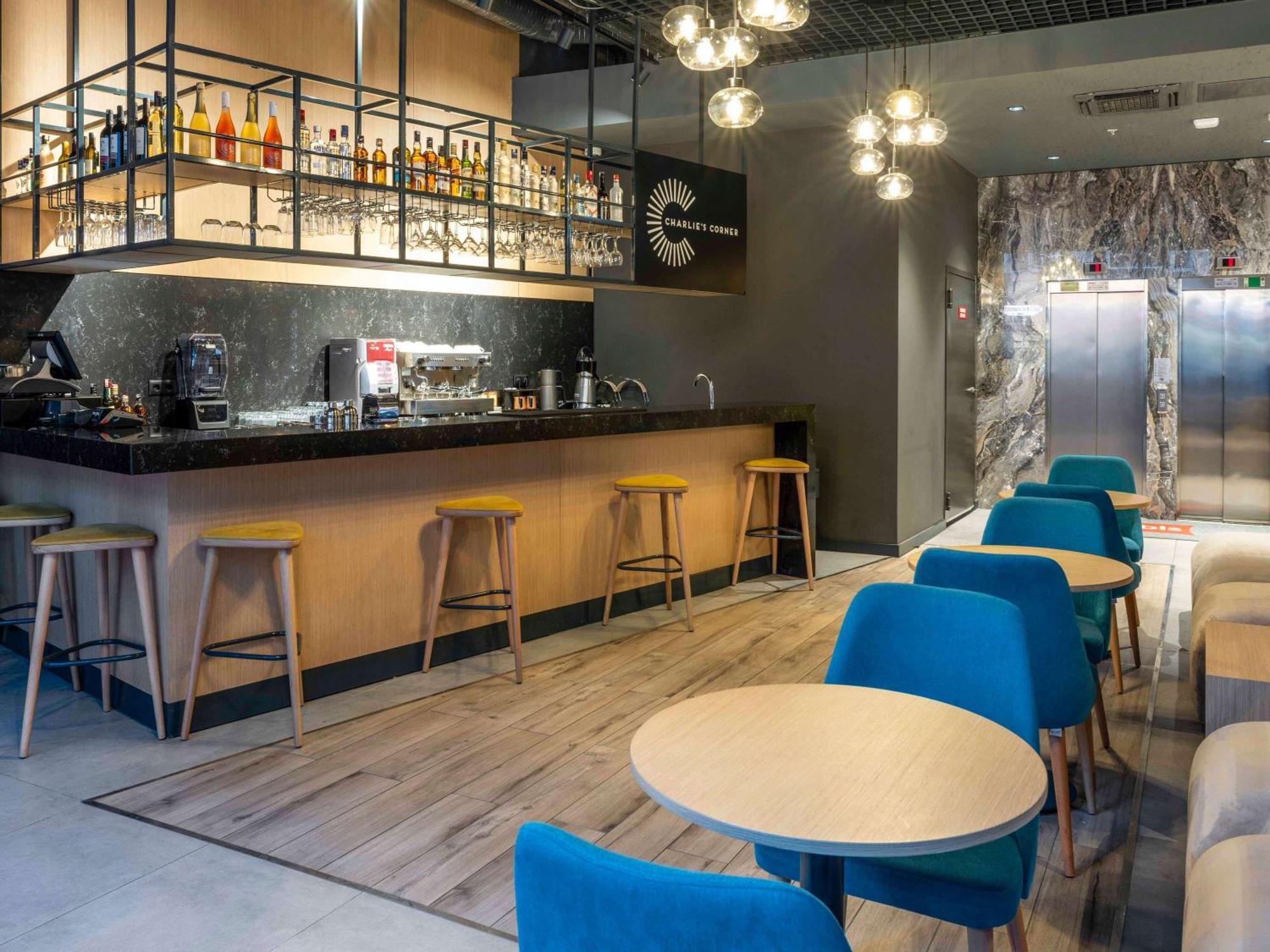 Готель Ibis Istanbul Sisli Екстер'єр фото