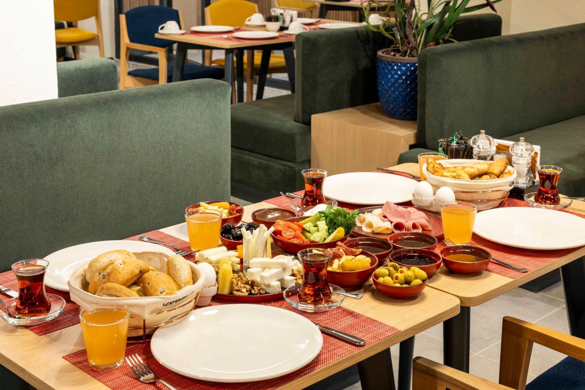 Готель Ibis Istanbul Sisli Екстер'єр фото