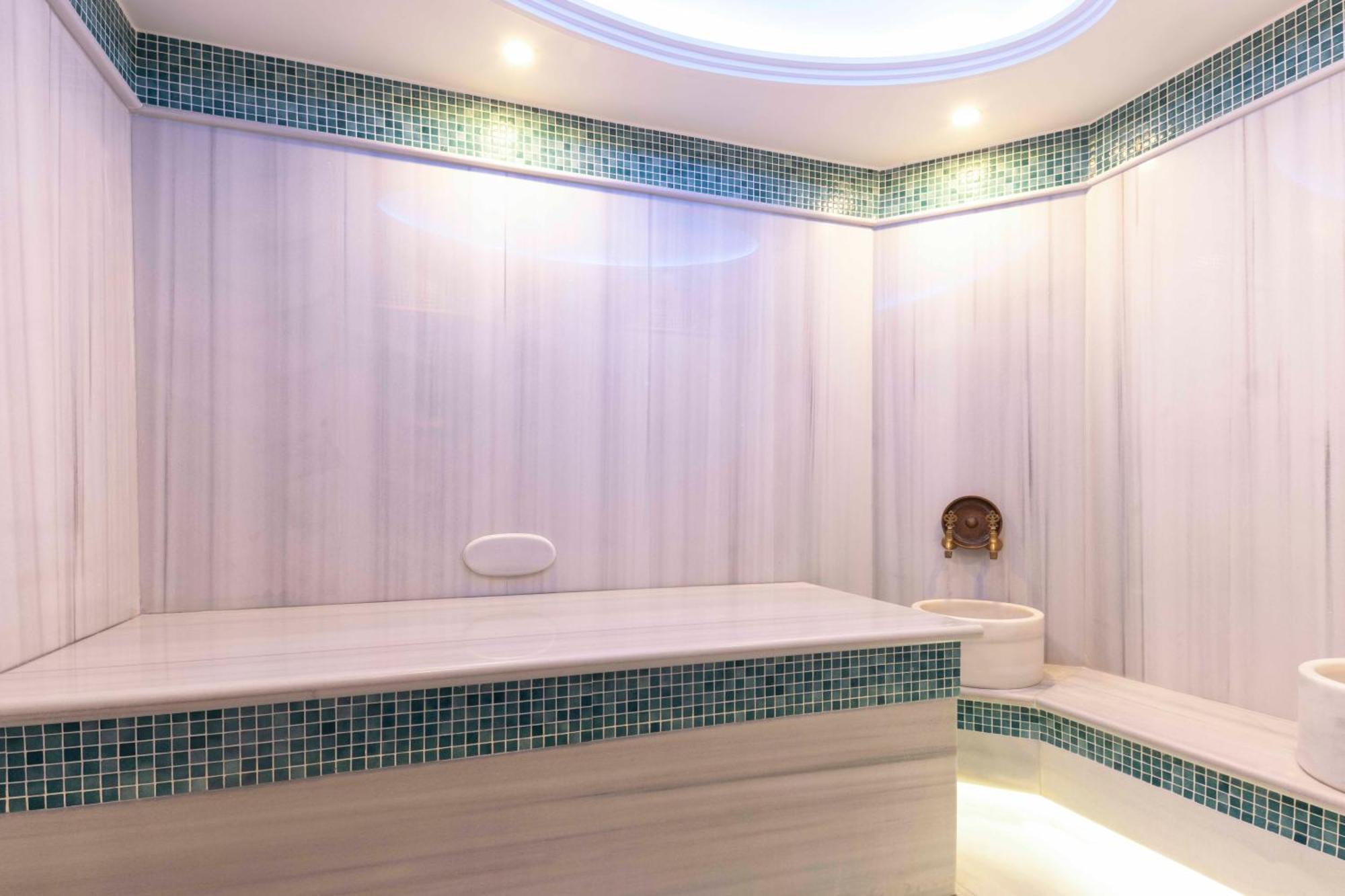 Готель Ibis Istanbul Sisli Екстер'єр фото